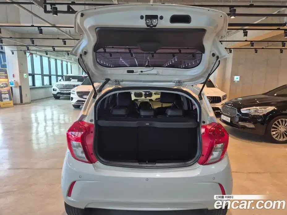 Chevrolet Spark 2016 1.0 Автомат в Москве № 397176, фото 19