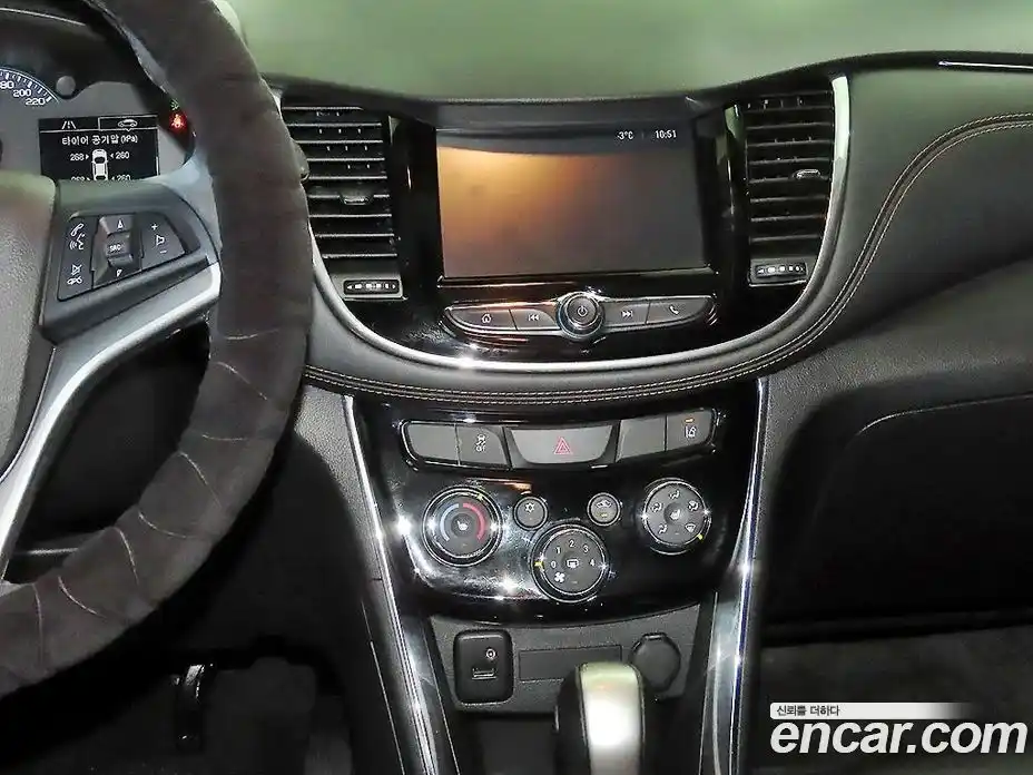 Chevrolet Trax 2018 1.4 Автомат в Москве № 397318, фото 11