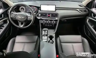 Genesis G70 2023 2.0 Автомат в Москве № 405255, миниатюра 6