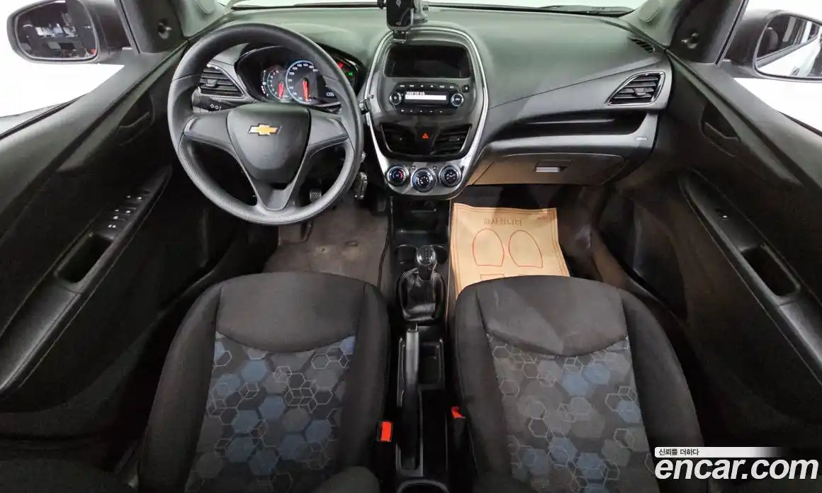 Chevrolet Spark 2017 1.0 Механическая в Москве № 40916, фото 13