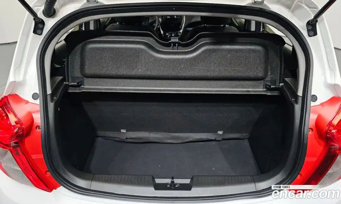 Chevrolet Spark 2017 1.0 Механическая в Москве № 40916, фото 18