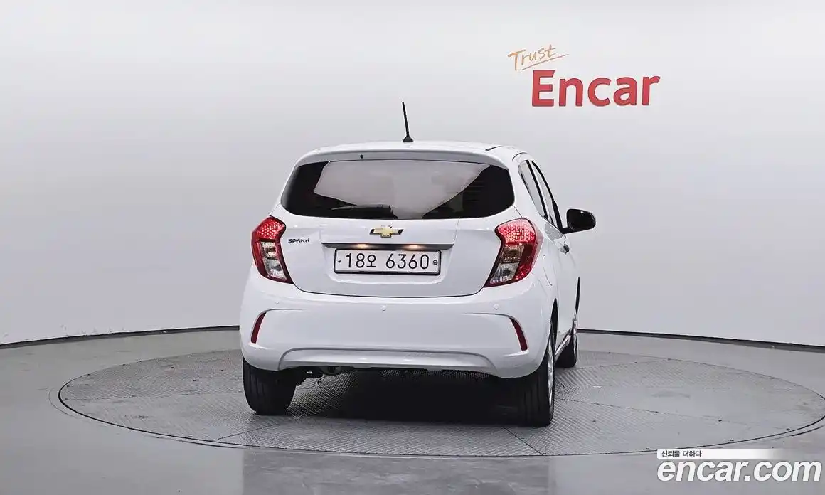 Chevrolet Spark 2017 1.0 Механическая в Москве № 40916, фото 5