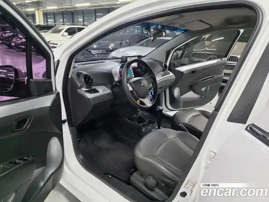 Chevrolet Spark 2013 1.0 Автомат в Москве № 42310, фото 7
