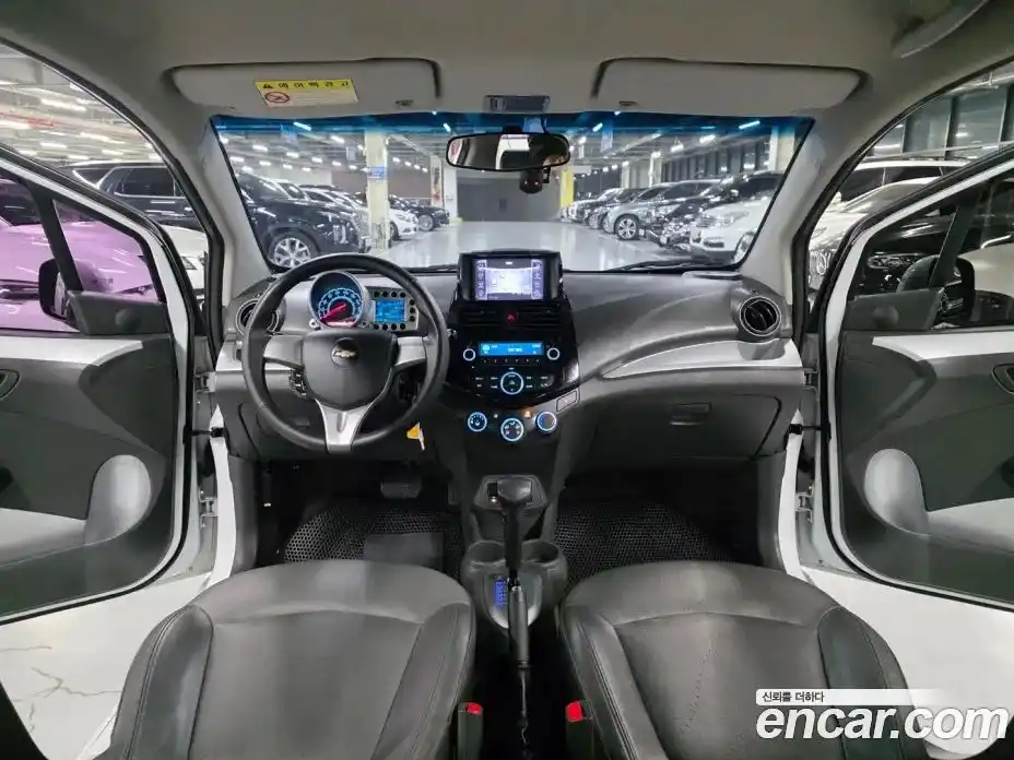 Chevrolet Spark 2013 1.0 Автомат в Москве № 42310, фото 9