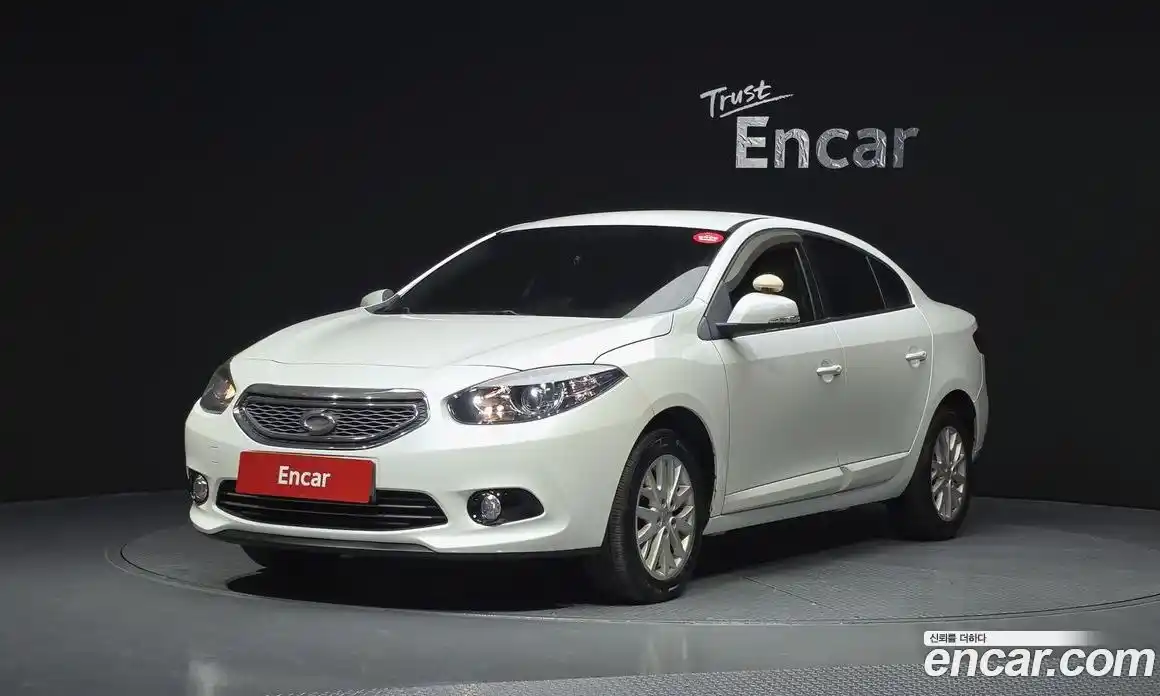 Renault SM3 2013 1.6 Автомат в Москве № 423915, фото 1