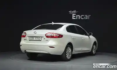 Renault SM3 2013 1.6 Автомат в Москве № 423915, миниатюра 2