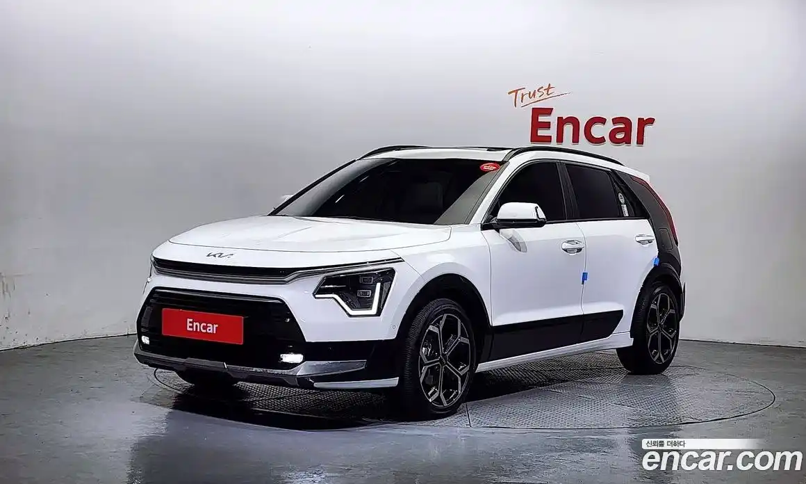 Kia Niro 2024 1.6 Автомат в Москве № 451631, фото 1