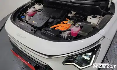 Kia Niro 2024 1.6 Автомат в Москве № 451631, миниатюра 6