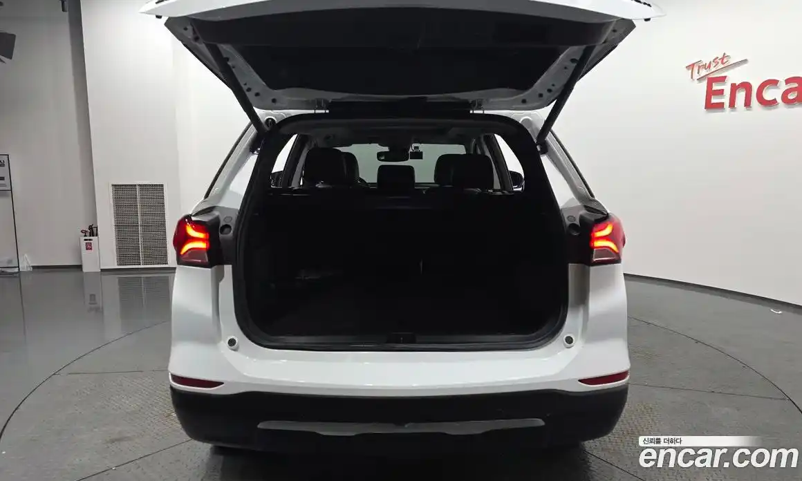 Chevrolet Equinox 2022 1.5 Автомат в Москве № 454852, фото 19