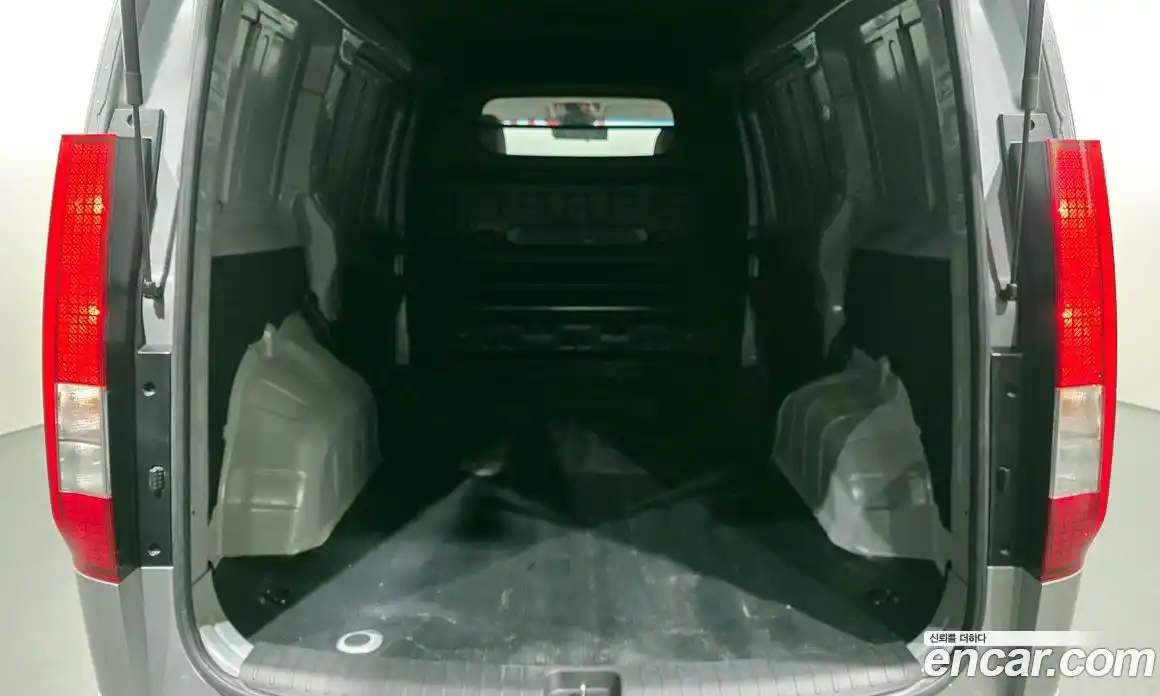 Hyundai Staria 2023 2.2 Автомат в Москве № 457830, фото 20