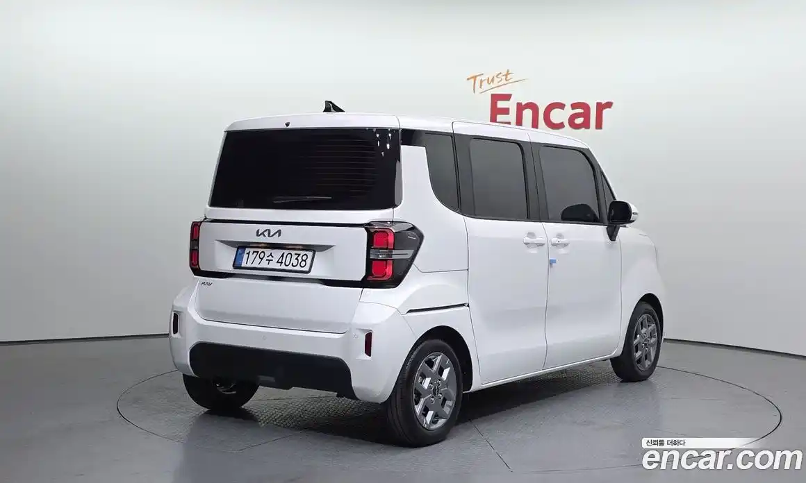 Kia Ray 2025 1.0 Автомат в Москве № 459624, фото 2