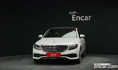 Mercedes-Benz E-Class 2017 2.0 Автомат в Москве № 467739, миниатюра 3