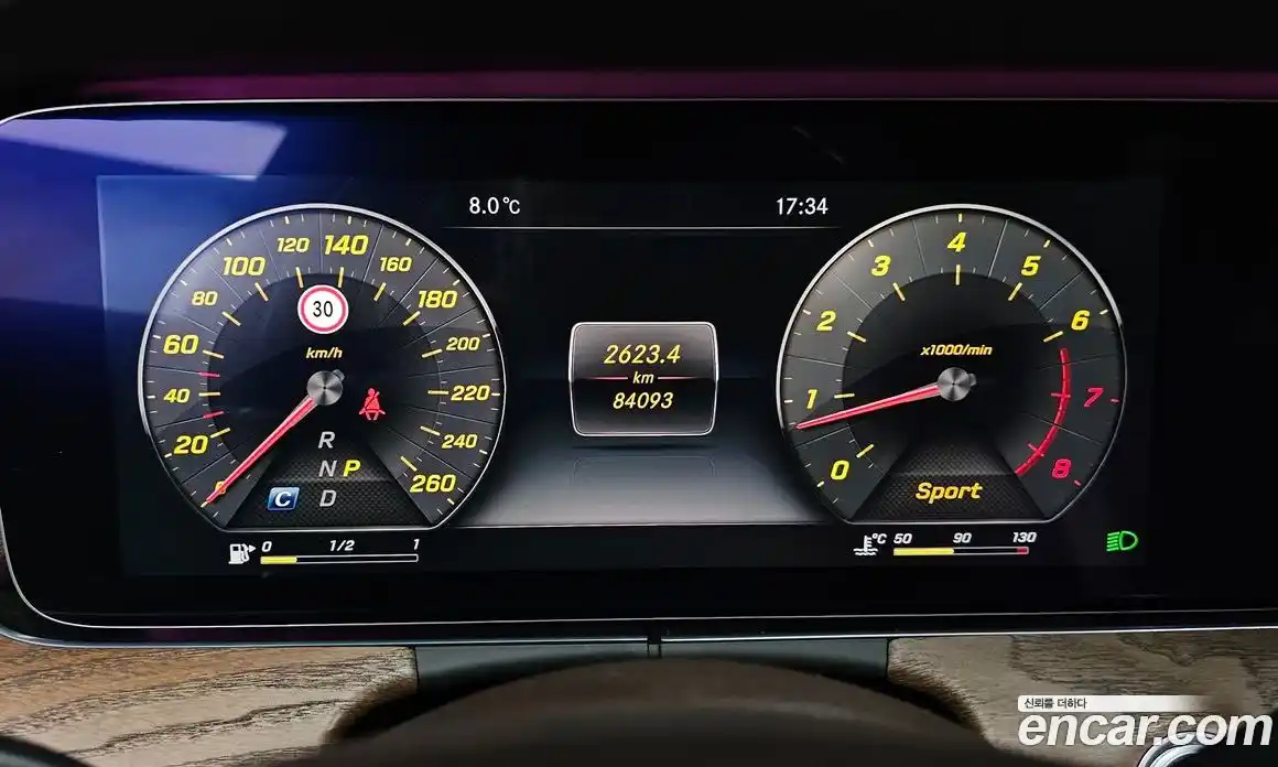 Mercedes-Benz E-Class 2017 2.0 Автомат в Москве № 467739, фото 8