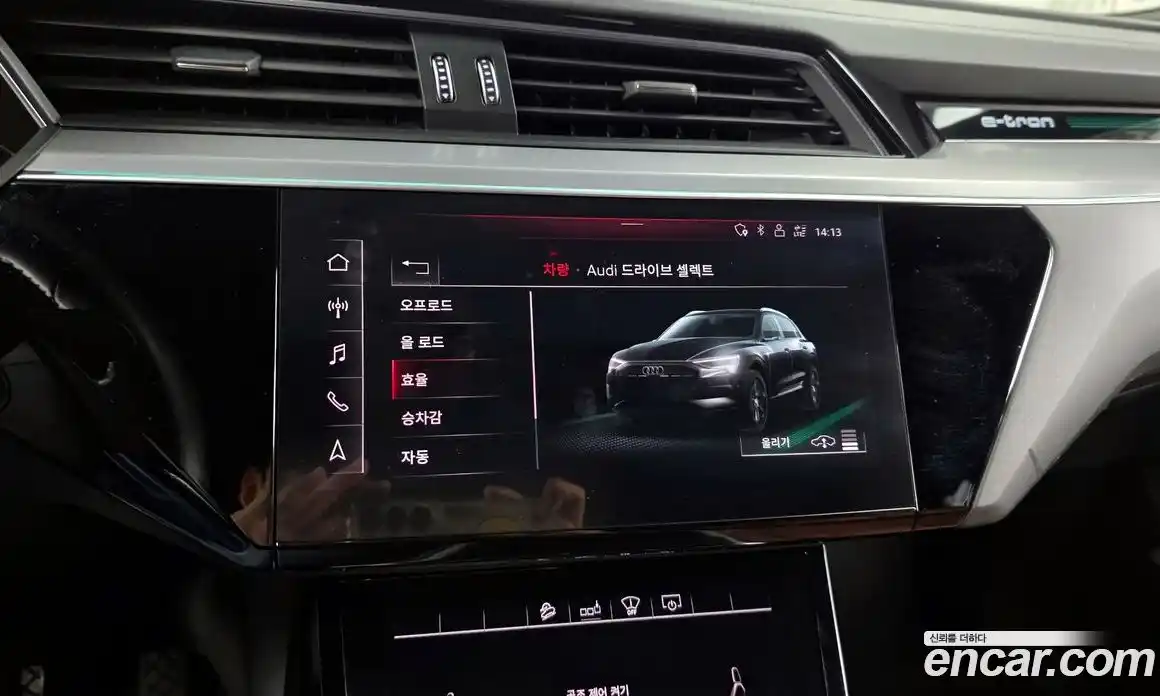 Audi e-tron 2020 0.2 Автомат в Москве № 468770, фото 16