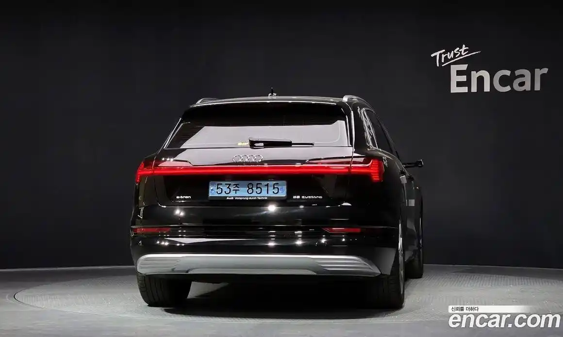 Audi e-tron 2020 0.2 Автомат в Москве № 468770, фото 4
