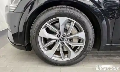 Audi e-tron 2020 0.2 Автомат в Москве № 468770, миниатюра 5