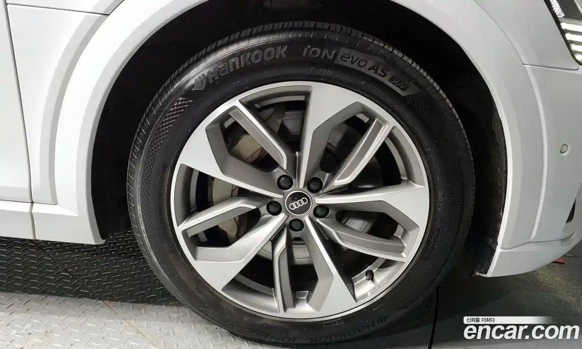 Audi e-tron 2021 0.2 Автомат в Москве № 468908, фото 5