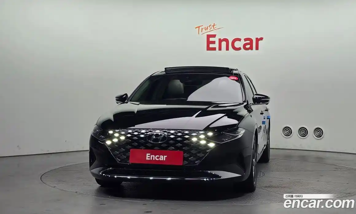 Hyundai Grandeur 2023 2.5 Автомат в Москве № 47087, фото 16