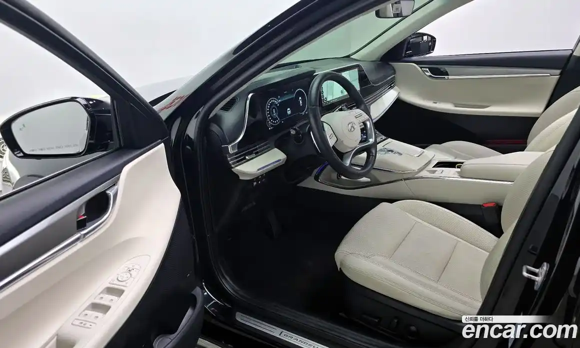 Hyundai Grandeur 2023 2.5 Автомат в Москве № 47087, фото 4