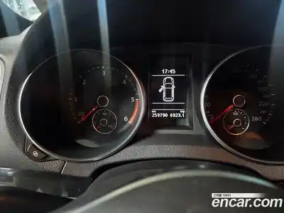 Volkswagen Golf 2011 2.0 Автомат в Москве № 472579, миниатюра 2