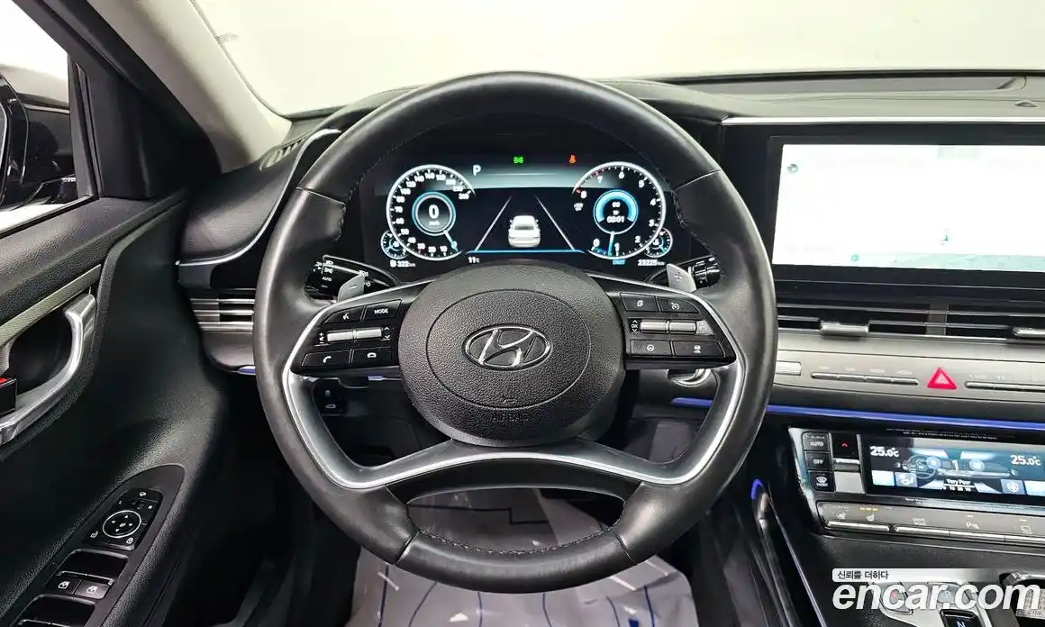 Hyundai Grandeur 2020 2.5 Автомат в Москве № 48218, фото 13