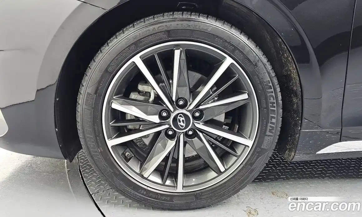 Hyundai Grandeur 2020 2.5 Автомат в Москве № 48218, фото 6