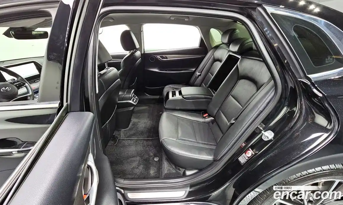 Hyundai Grandeur 2020 2.5 Автомат в Москве № 48218, фото 10