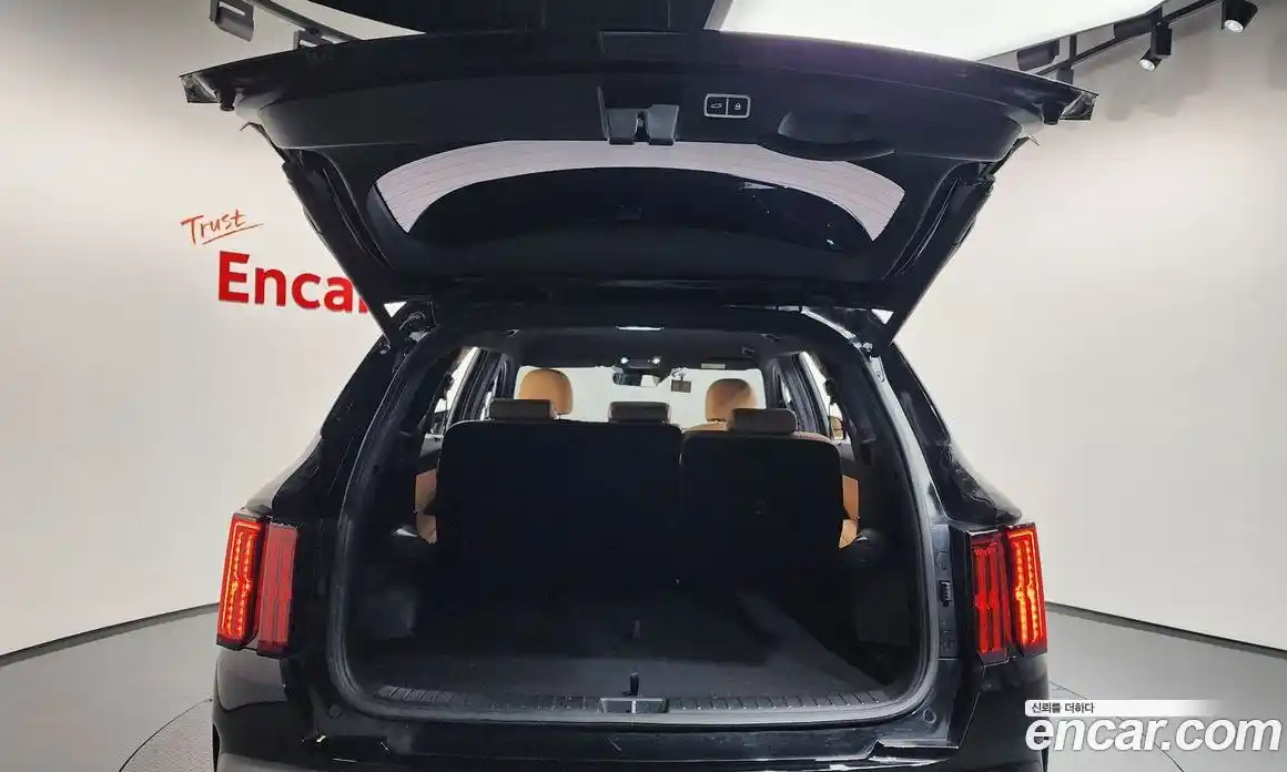 Kia Sorento 2023 1.6 Автомат в Москве № 55599, фото 15