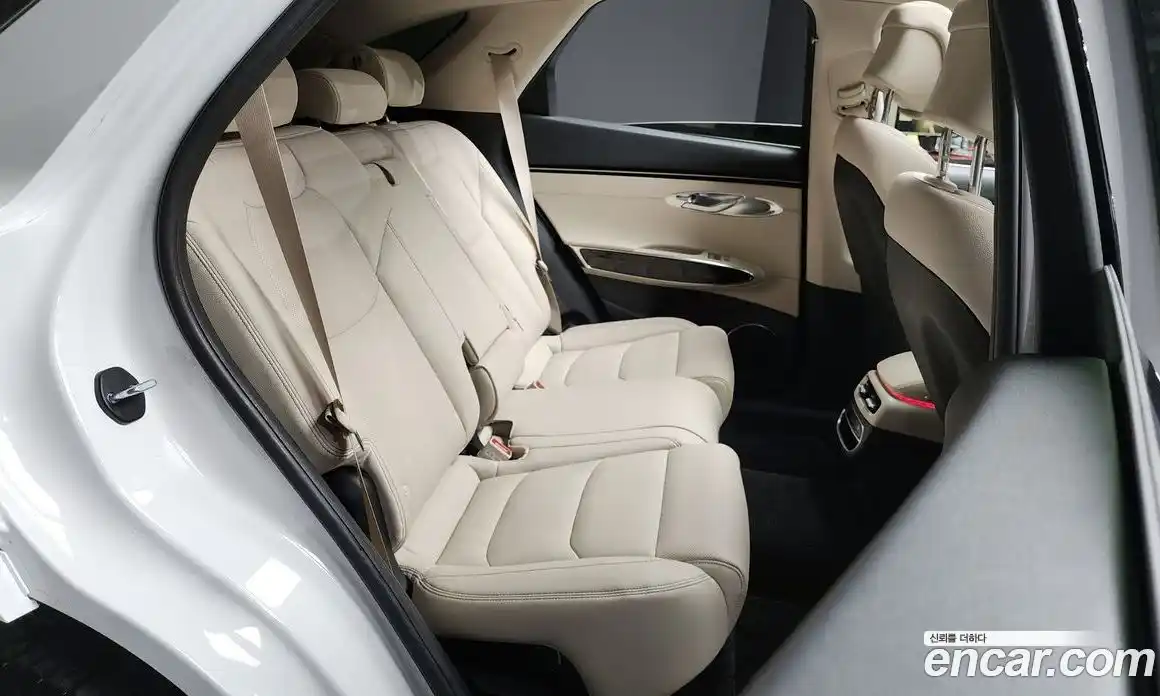 Genesis GV70 2023 2.2 Автомат в Москве № 57163, фото 15