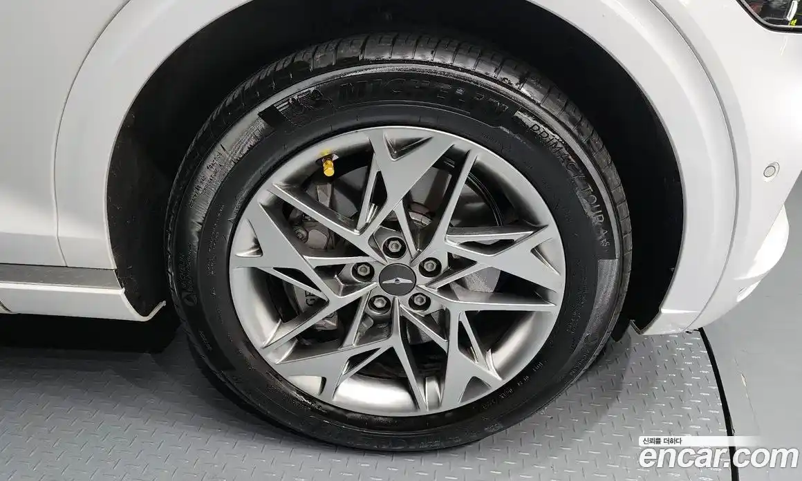 Genesis GV70 2023 2.2 Автомат в Москве № 57163, фото 9