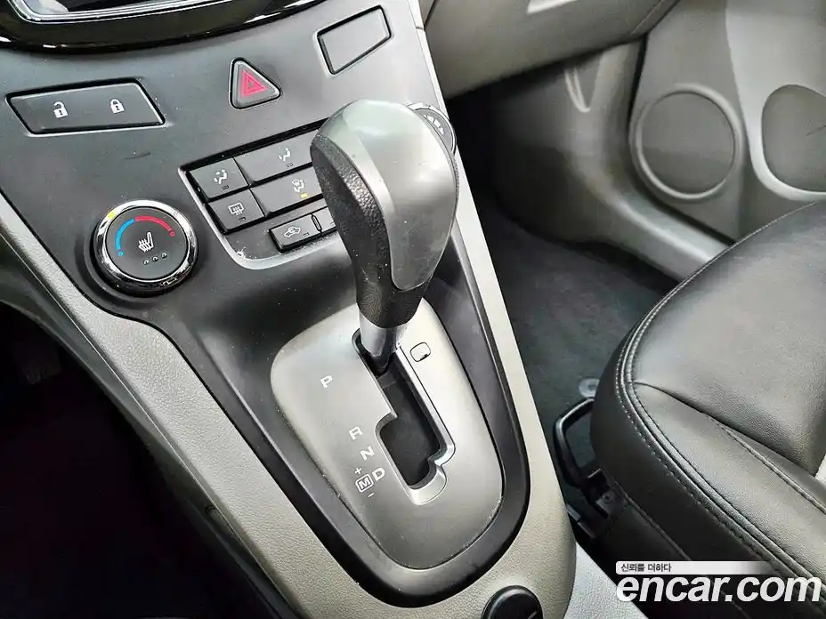 Chevrolet Orlando 2015 2.0 Автомат в Москве № 70343, фото 9