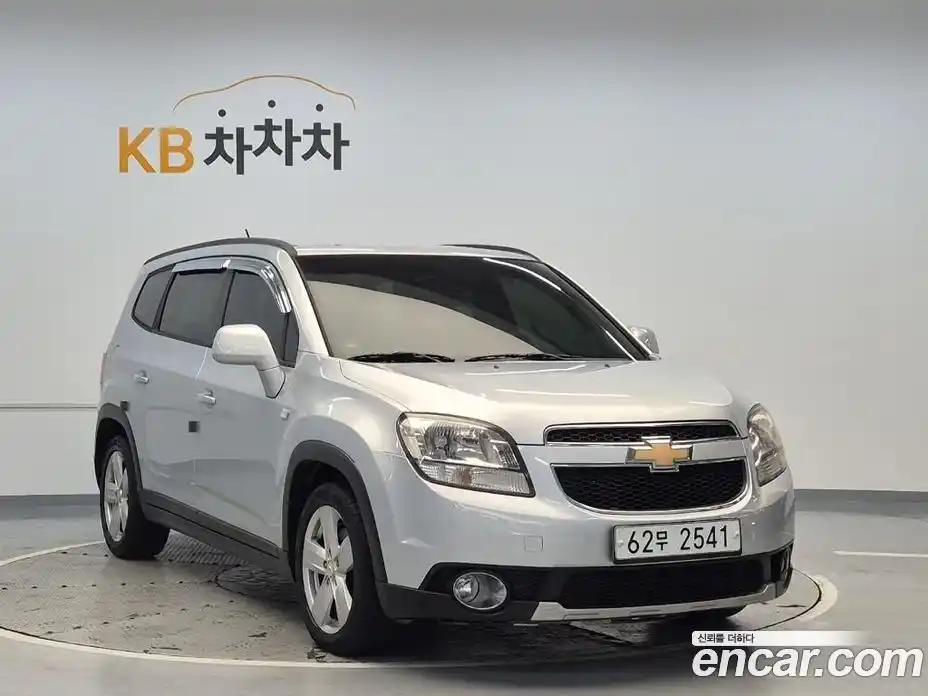 Chevrolet Orlando 2012 2.0 Автомат в Москве № 83764, фото 4