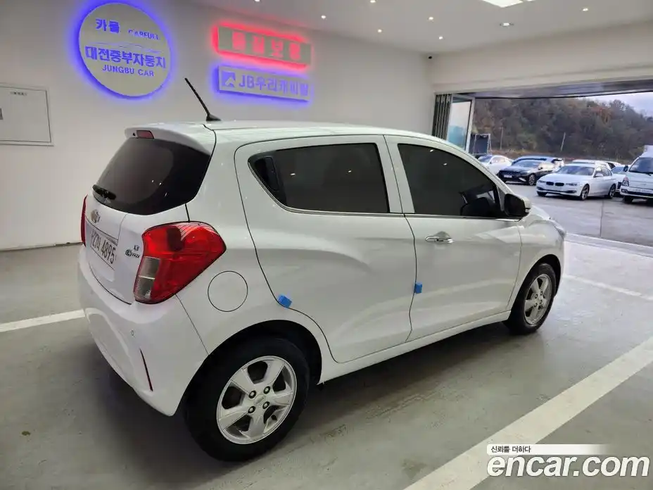 Chevrolet Spark 2017 1.0 Автомат в Москве № 86051, фото 4