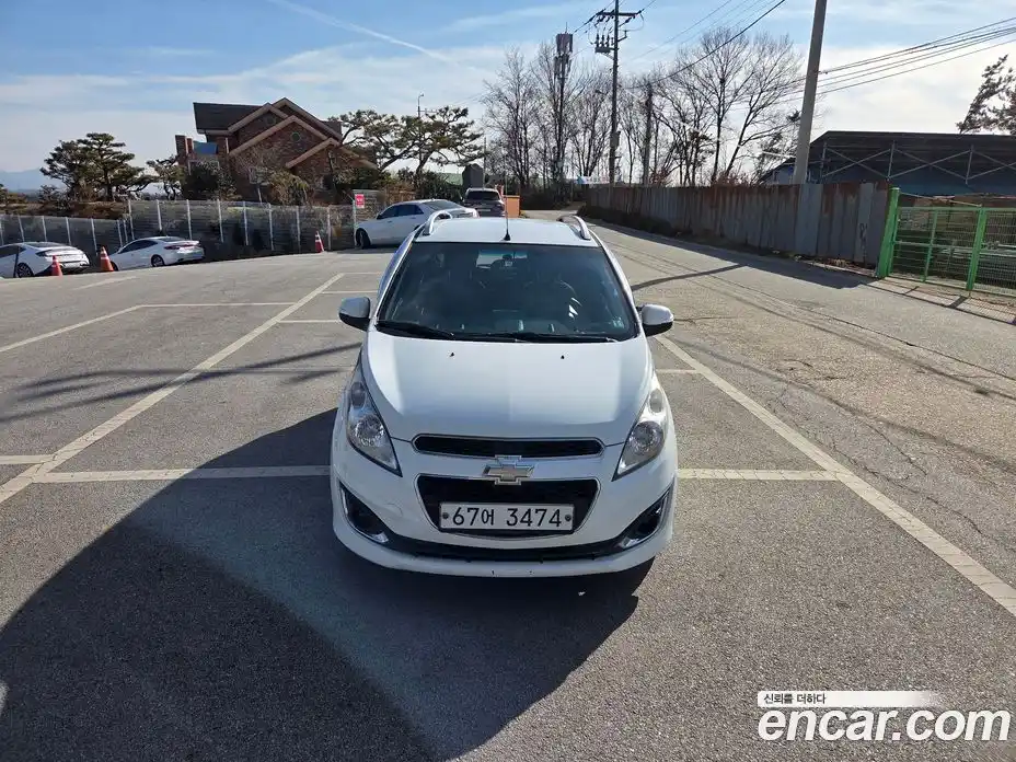 Chevrolet Spark 2015 1.0 Автомат в Москве № 90728, фото 1