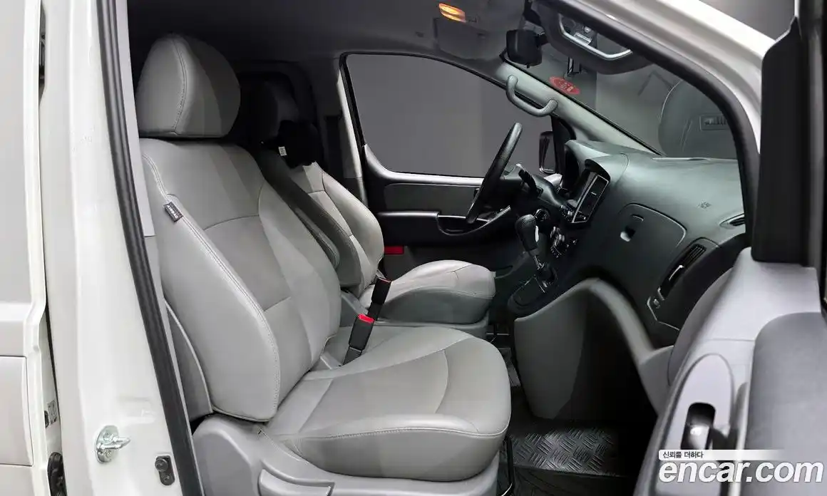 Hyundai Starex 2021 2.5 Автомат в Москве № 92754, фото 11