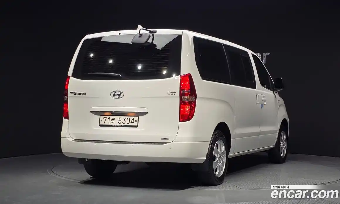 Hyundai Starex 2021 2.5 Автомат в Москве № 92754, фото 2