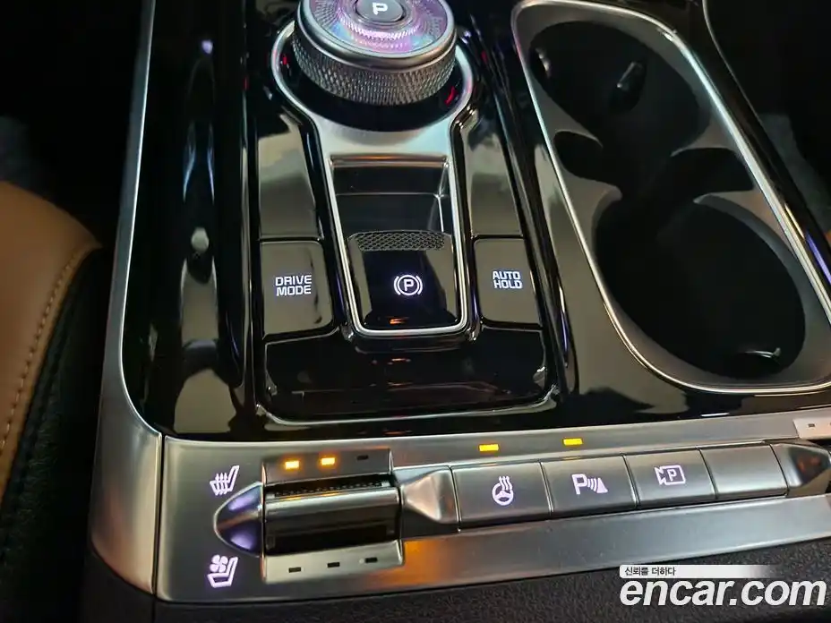 Kia Canival 2023 3.5 Автомат в Москве № 101786, фото 14