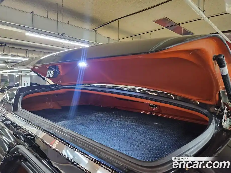 Kia Canival 2023 3.5 Автомат в Москве № 101786, фото 20