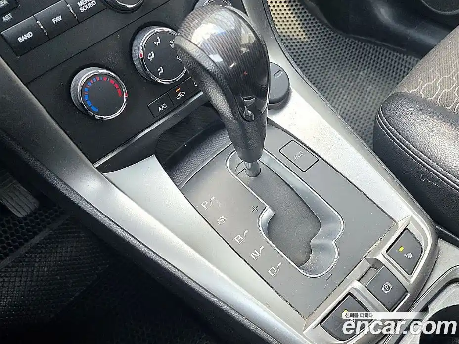 Chevrolet Captiva 2015 2.2 Автомат в Москве № 103991, фото 16