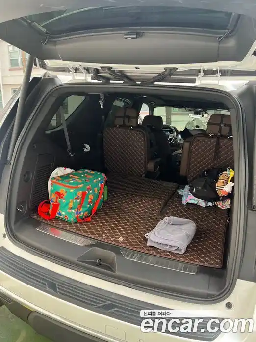 Chevrolet Tahoe 2022 6.2 Автомат в Москве № 104866, фото 6