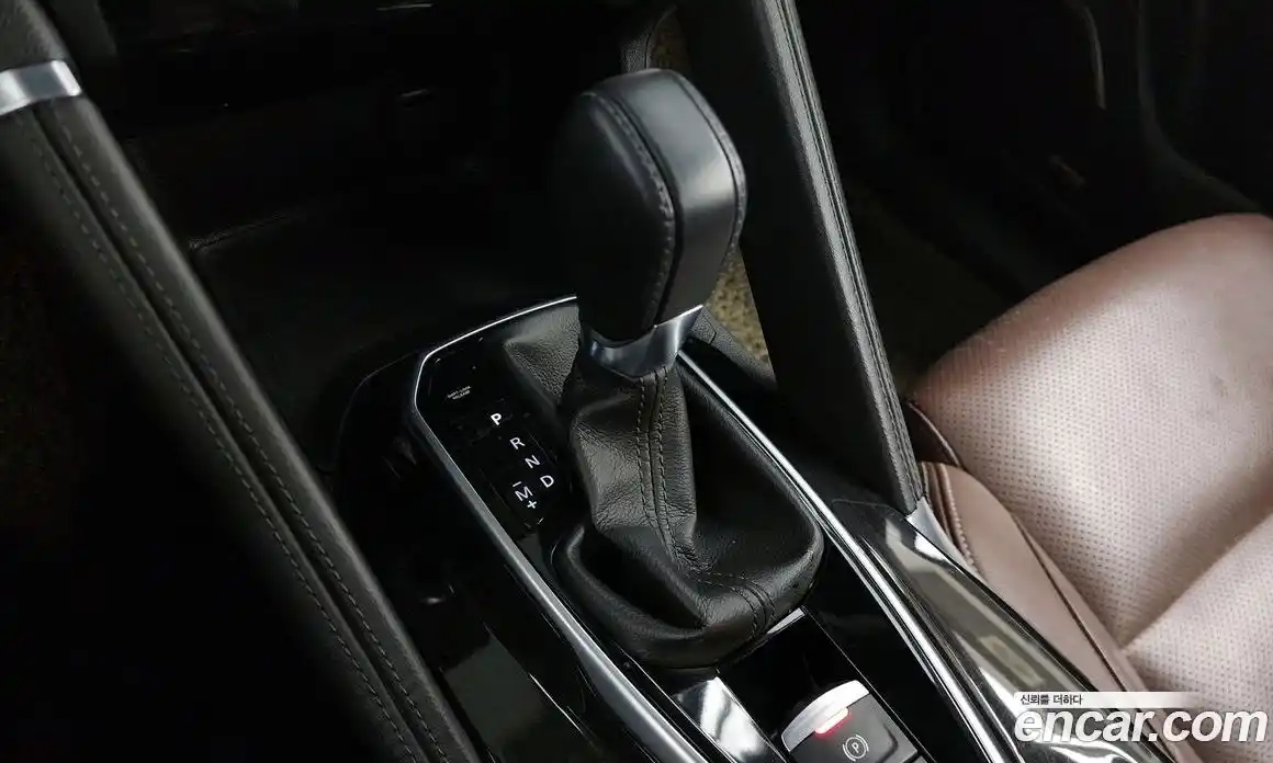 Renault QM6 2017 2.0 Автомат в Москве № 106137, фото 9