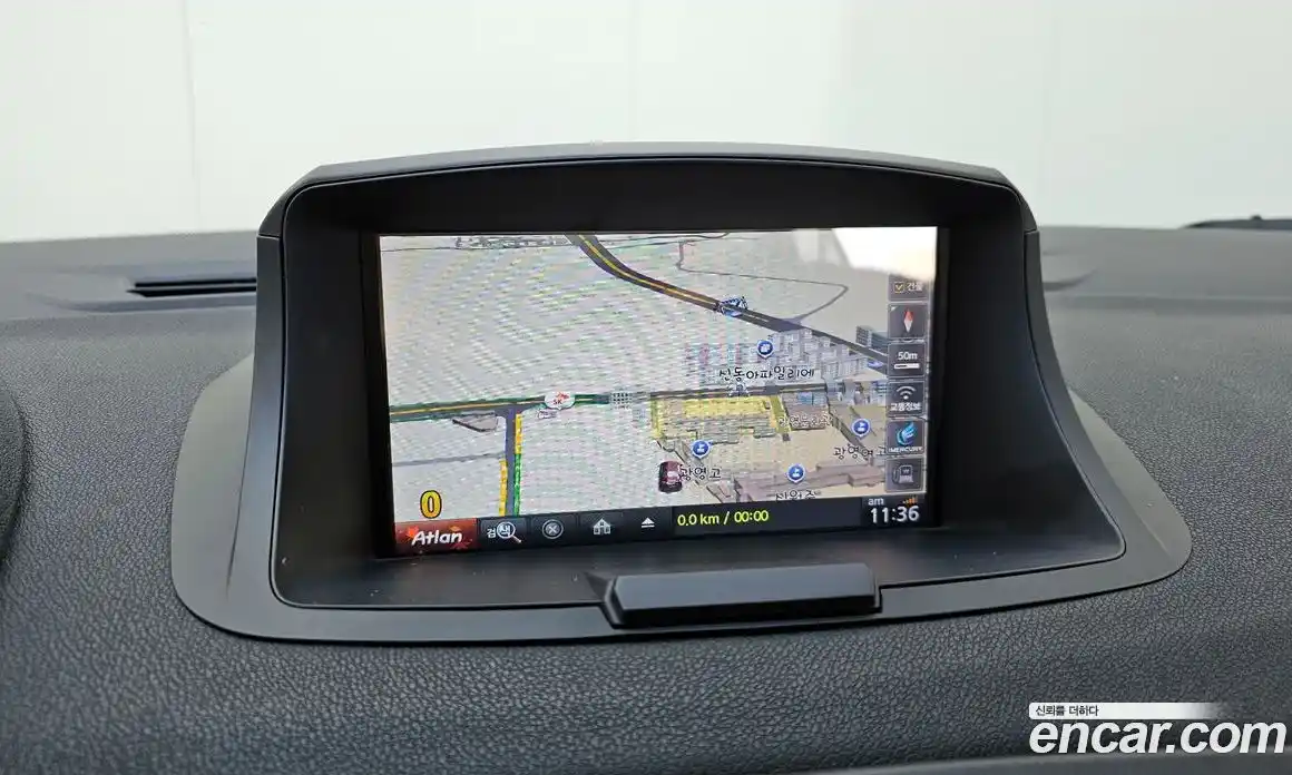 Renault SM3 2015 1.6 Автомат в Москве № 107275, фото 14