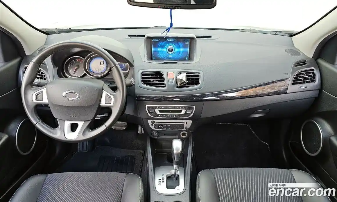 Renault SM3 2015 1.6 Автомат в Москве № 107275, фото 15