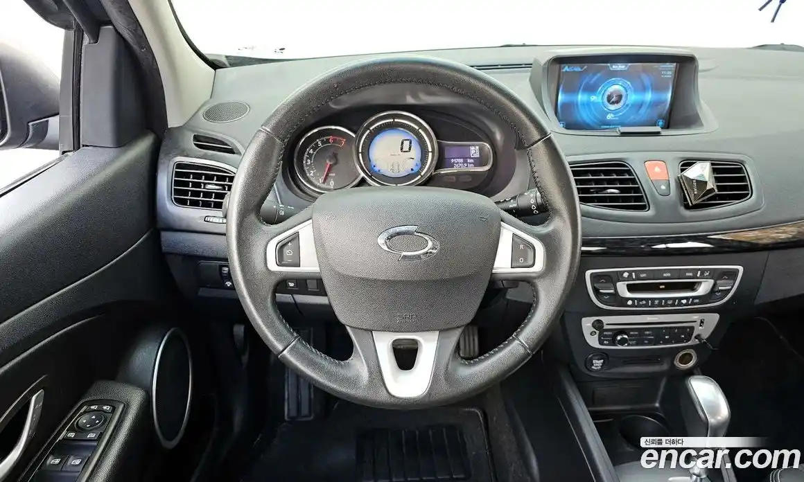 Renault SM3 2015 1.6 Автомат в Москве № 107275, фото 16