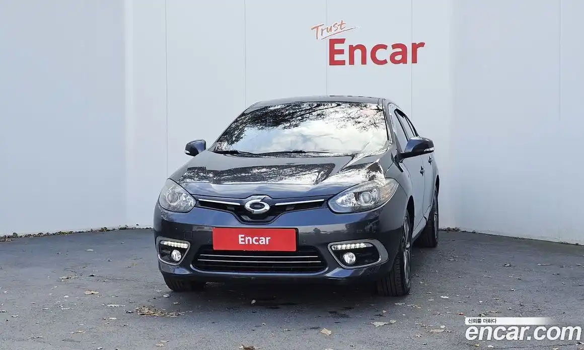 Renault SM3 2015 1.6 Автомат в Москве № 107275, фото 3