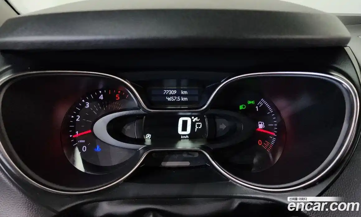 Renault QM3 2019 1.5 Автомат в Москве № 107340, фото 20