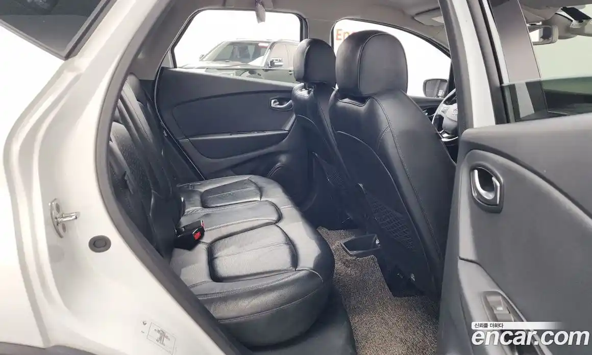 Renault QM3 2019 1.5 Автомат в Москве № 107340, фото 10