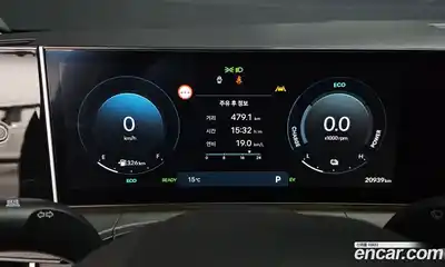 Hyundai Santa Fe 2024 1.6 Автомат в Москве № 108514, миниатюра 8