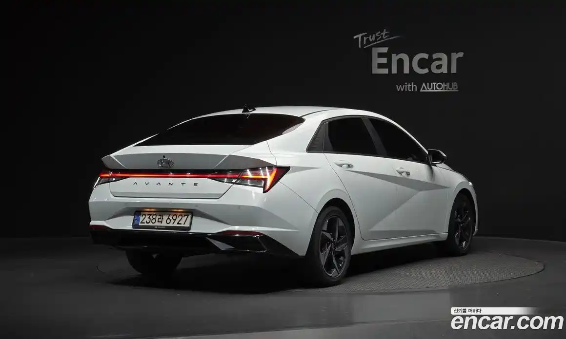 Hyundai Avante 2021 1.6 Автомат в Москве № 109992, фото 11