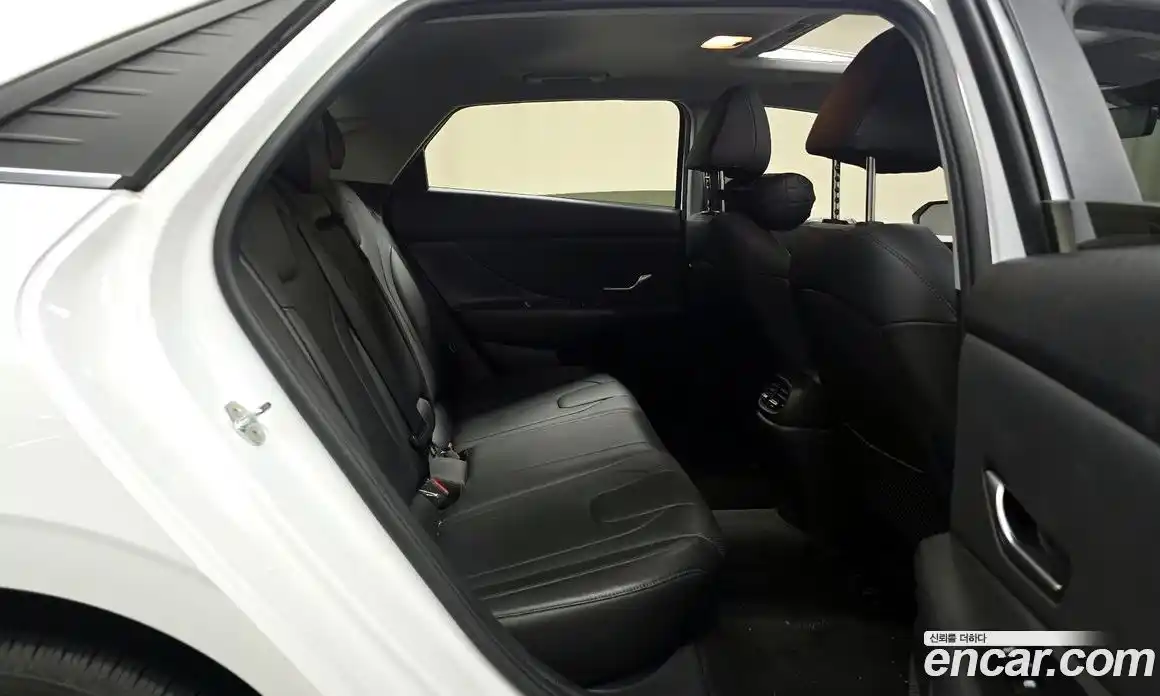 Hyundai Avante 2021 1.6 Автомат в Москве № 109992, фото 19